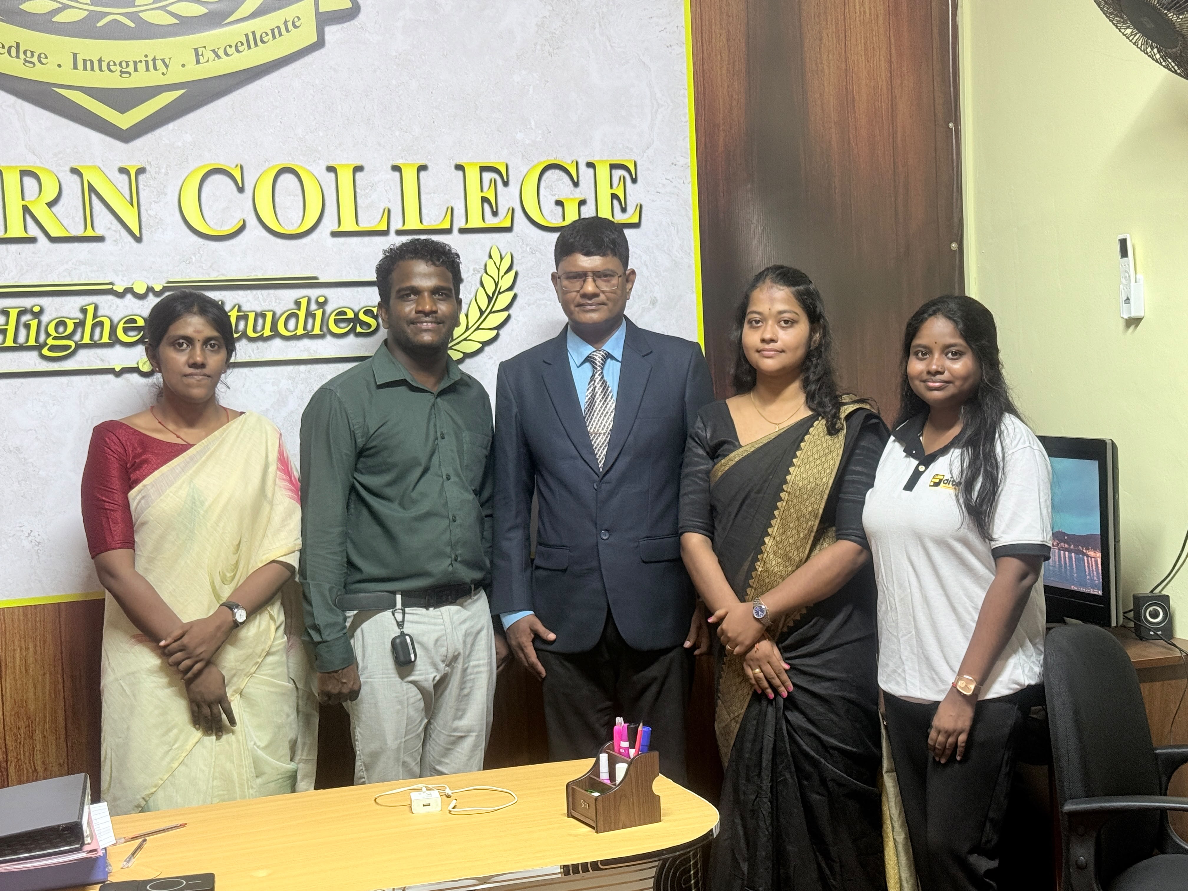 Northern College of Higher Studies (NCHS) First Free Seminar gallery image 4